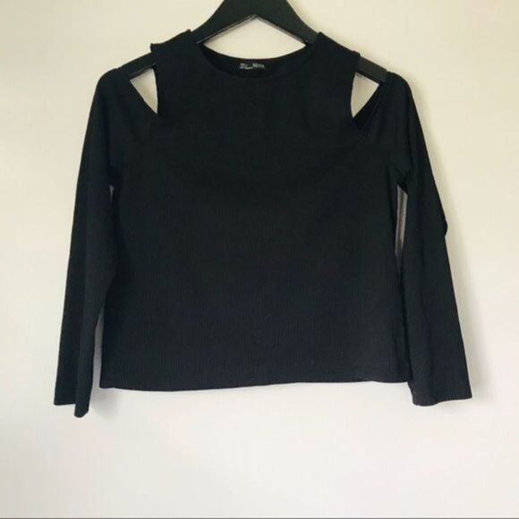 Zara • Black Off the Shoulder Crop Top - Picture 1 of 6